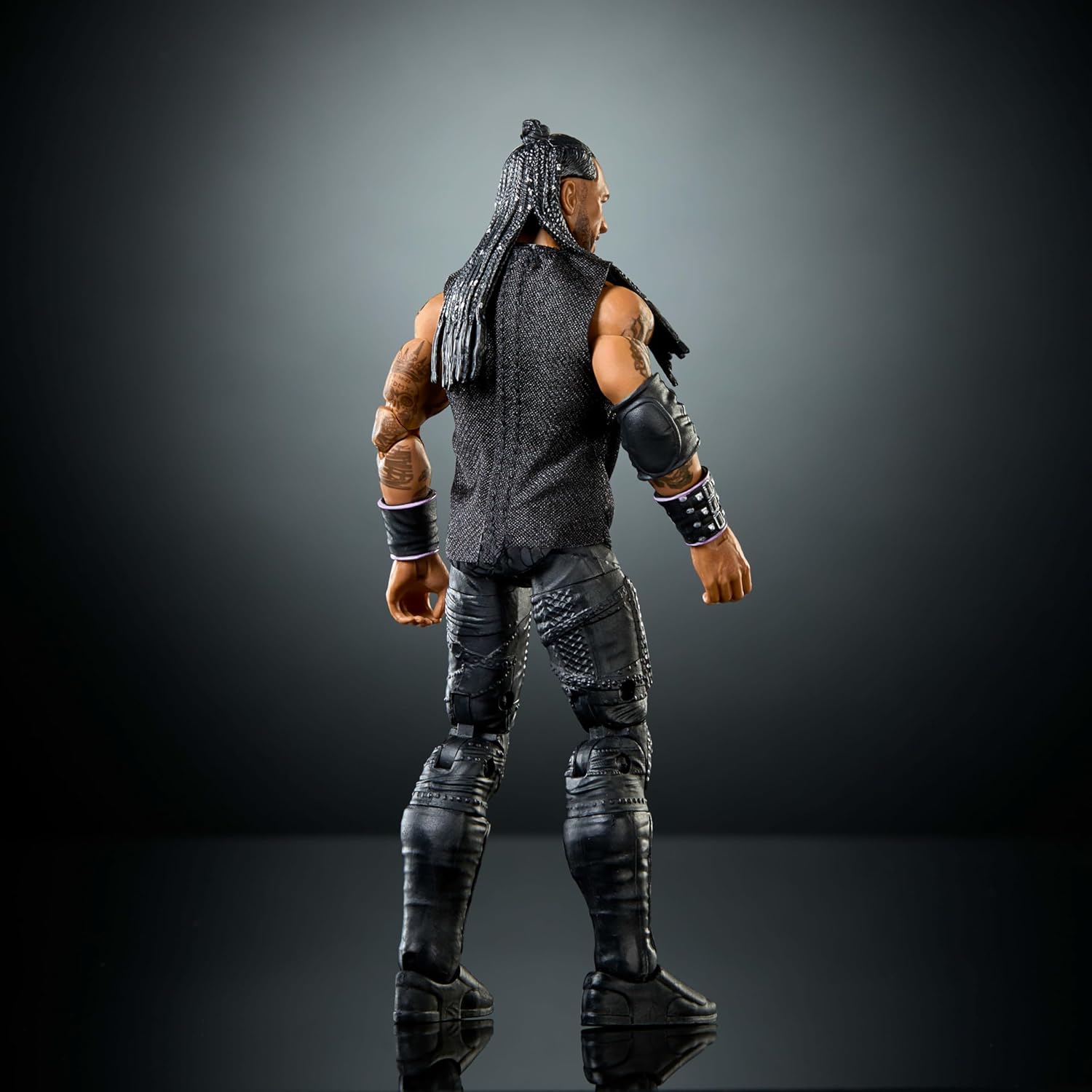 Mattel WWE Elite Action Figure & Accessories, Series #122 Set, 6-inch Collectible Damian Priest with 25 Articulation Points & Swappable Hands